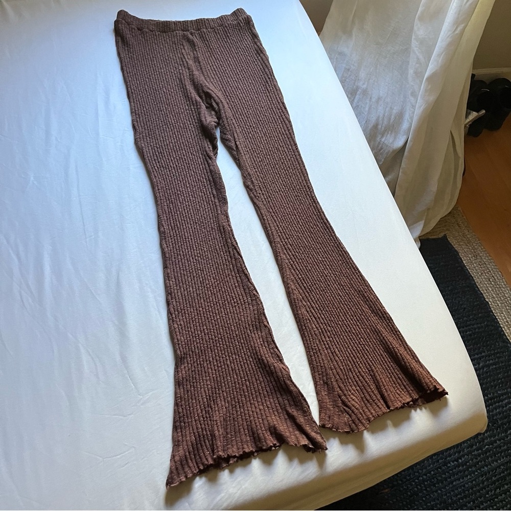 LISA SAYS GAH brown textured rib knit flare bootcut elastic waist pants